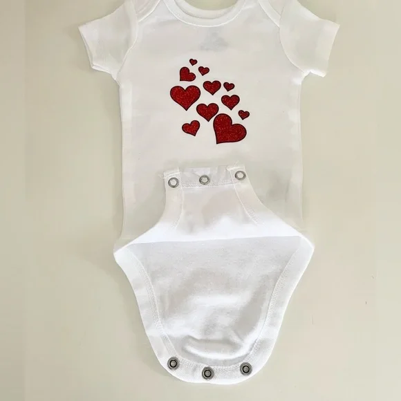 Carter’s Newborn Baby Handmade Hearts Graphic White One-Piece with Snaps - Picture 11 of 13